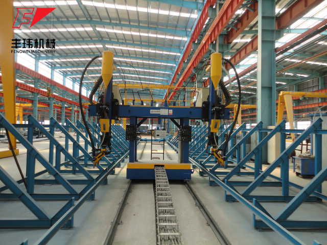 钢结构设备制造商/丰玮H型钢生产线